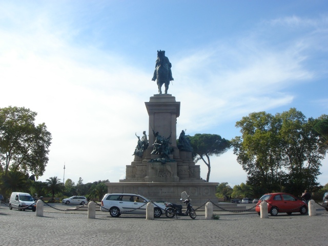 Piazzale-Garibaldi-Rome